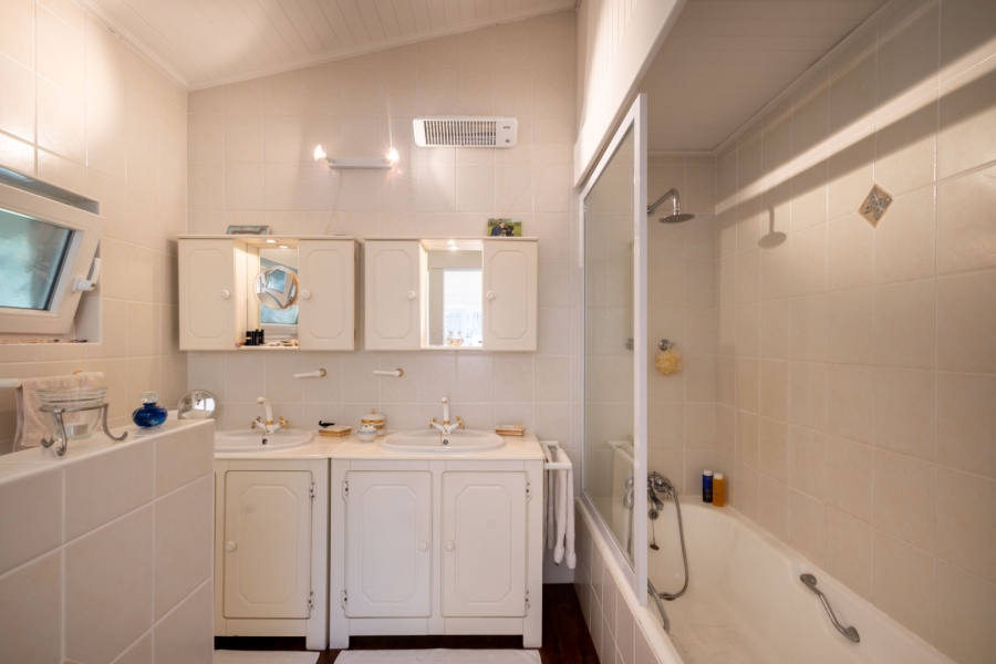 4 Bedroom Property for Sale in Seaside Longships Western Cape